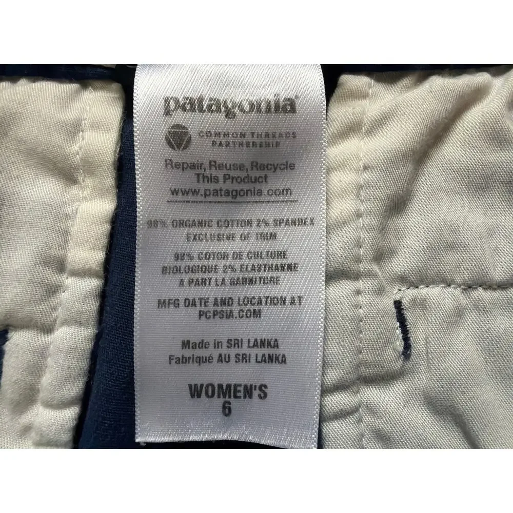Patagonia Women's Size 6 Navy Blue Baggies Shorts - Lightweight & Durable
